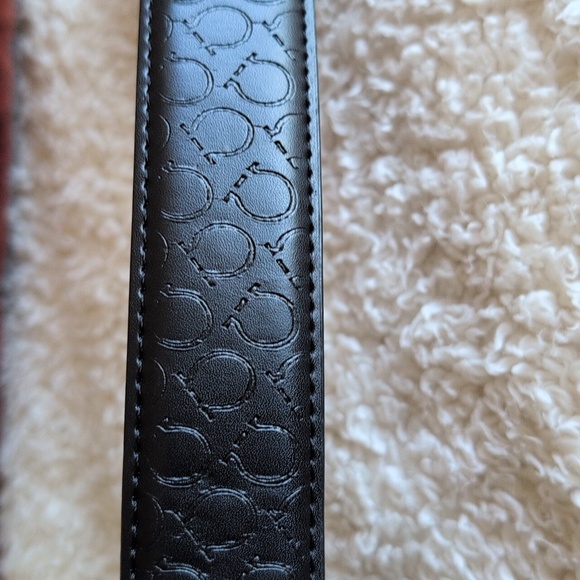 Salvatore Ferragamo Black Leather Belt with Gold Double Gancini Buckle - Picture 6 of 11